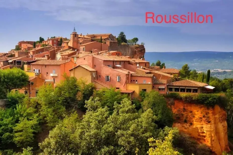 La Petite Maison Céreste Francie